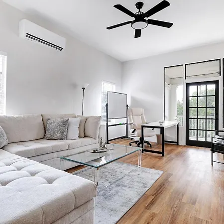 Modern Flat Nr Dt River Walk Zoo Wifi Bbq Desk